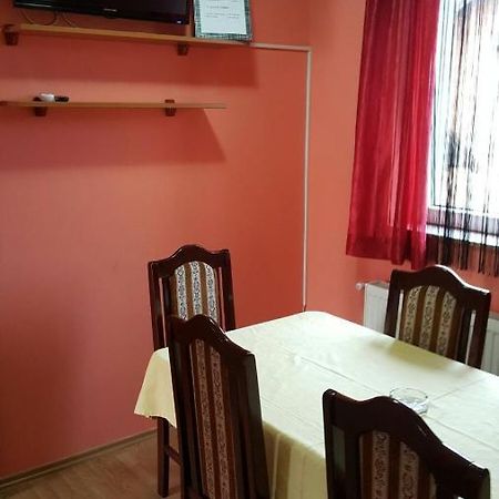 Apartmani Malina 3 비옐리나 외부 사진