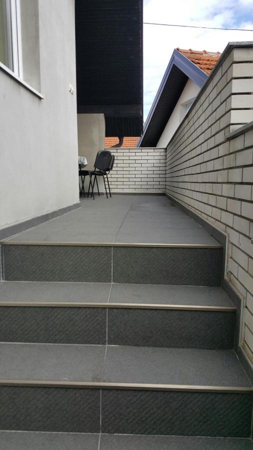 Apartmani Malina 3 비옐리나 외부 사진