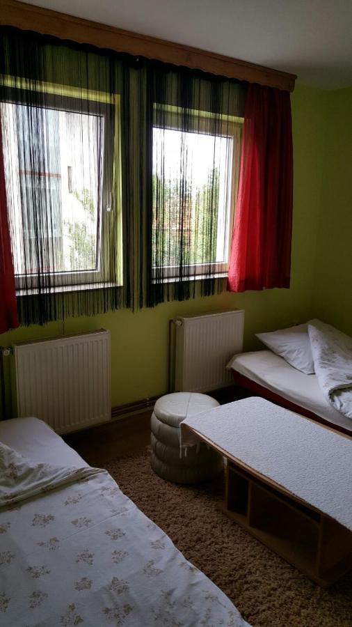 Apartmani Malina 3 비옐리나 외부 사진