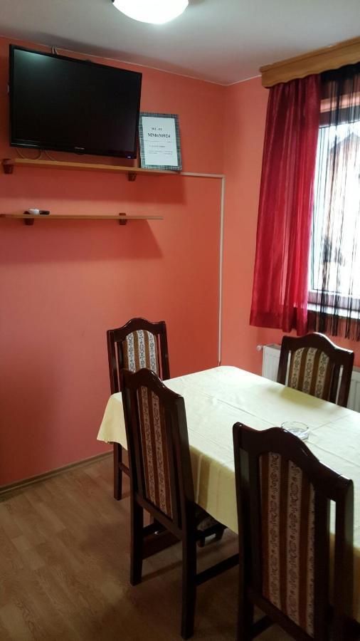 Apartmani Malina 3 비옐리나 외부 사진